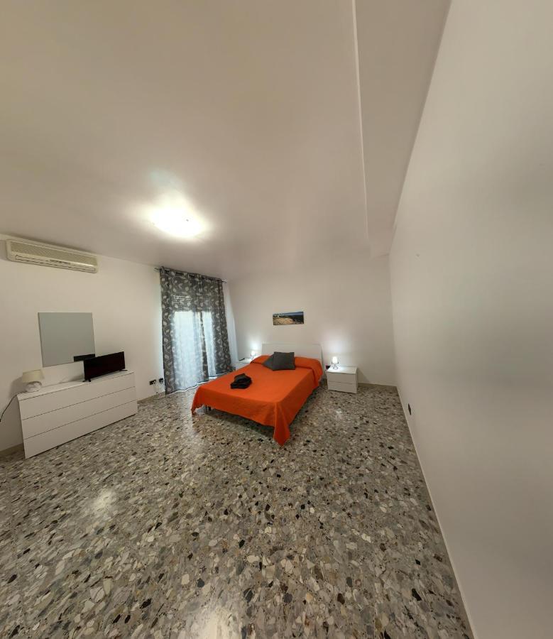 Al Flamingo Apartment Сиракуза Екстериор снимка