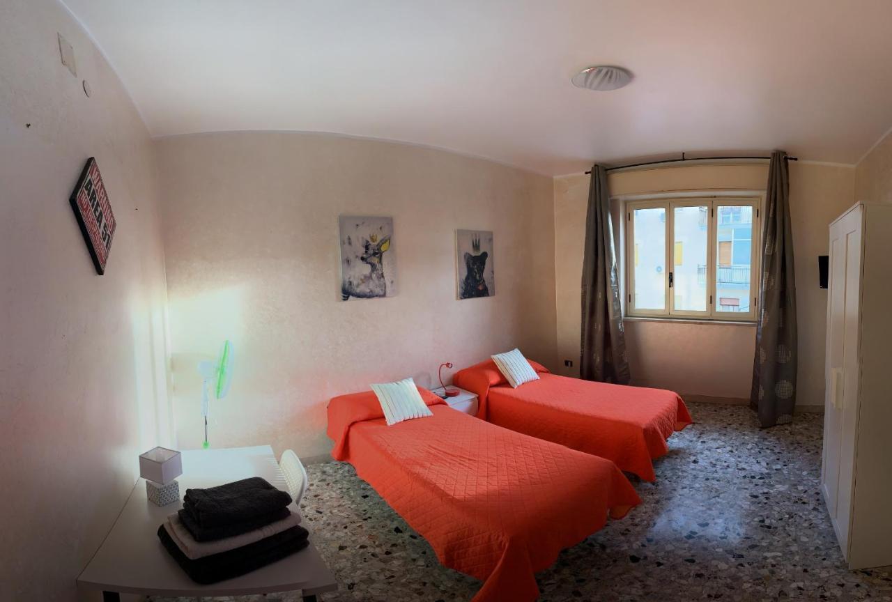 Al Flamingo Apartment Сиракуза Екстериор снимка